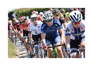 Riders at the front of the Aviva women's cycle race